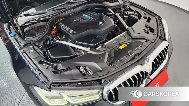 BMW 5 Series (G30) id 3702783 из Кореи 16