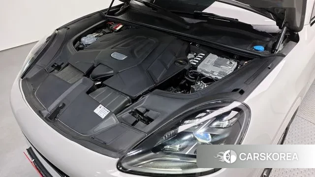 Porsche Cayenne (PO536) id 2885631 из Кореи 16