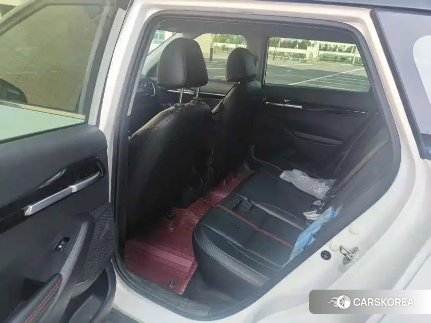 Kia KX3 2022 Белый из Китая, фото 6