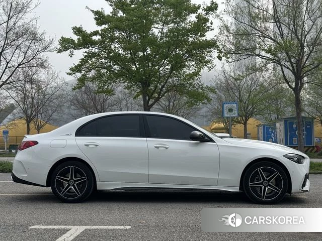 Mercedes-Benz Class C id 4265338 из Китая 21