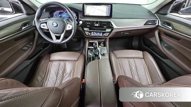 BMW 5 Series (G30) id 3883692 из Кореи 16