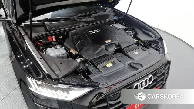 Audi Q8 (4M) id 2905494 из Кореи 16