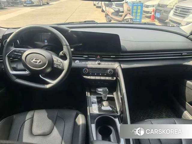 Hyundai Elantra 2024 Черный из Китая, фото 6