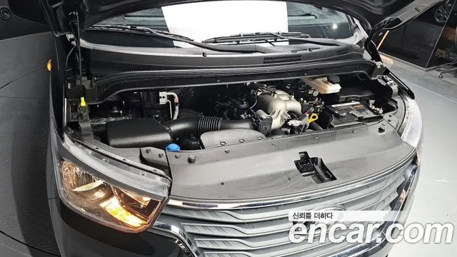 Hyundai The New Grand Starex id 2912517 из Кореи 16