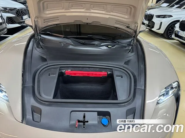 Porsche Taycan id 2702320 из Кореи 16