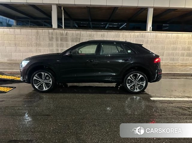Audi Q8 (4M) 2026 Черный из Кореи, фото 6