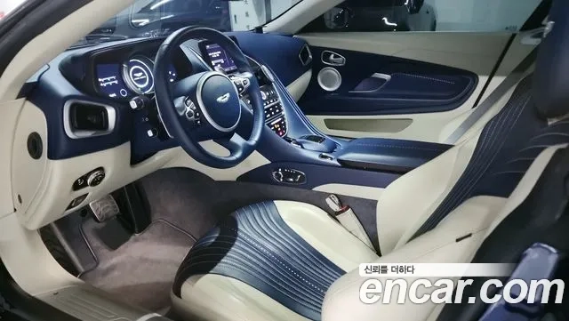 Aston Martin DB11 2019 Синий из Кореи, фото 6