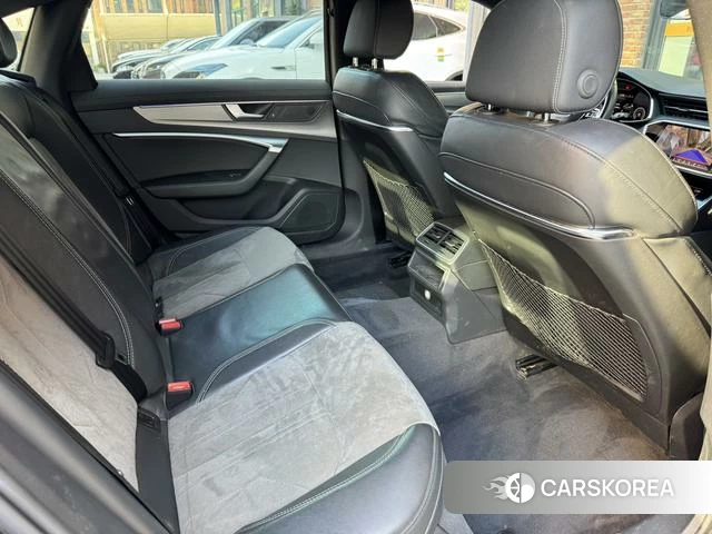 Audi A6L id 4297900 из Китая 15