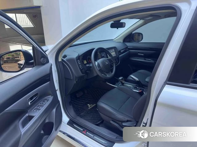 Mitsubishi  Outlander id 4241046 из Китая 15