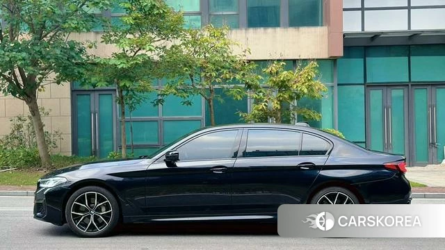 BMW 5 series 2021 Черный из Китая, фото 6