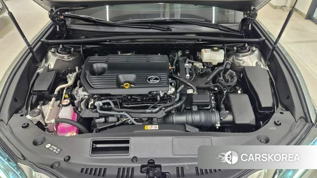 Lexus ES300h 7th generation id 4481056 из Кореи 14