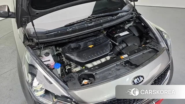 Kia The New Carens id 3692848 из Кореи 16