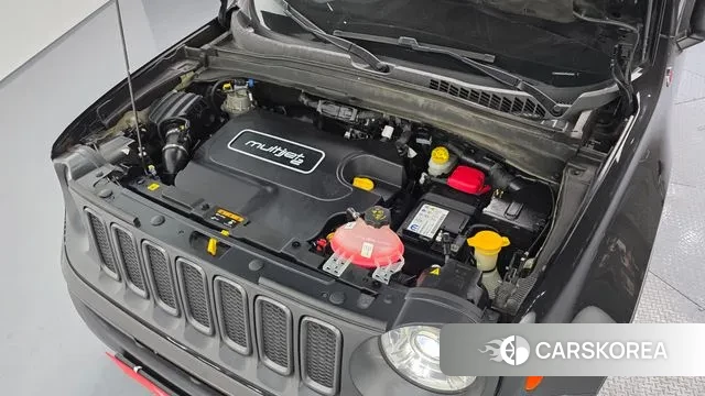 Jeep Renegade id 3672582 из Кореи 16