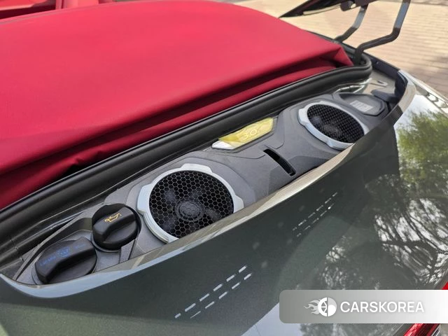 Porsche 911(992) id 3982168 из Кореи 16