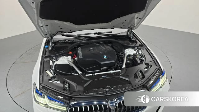 BMW 5 Series (G30) id 4778863 из Кореи 31