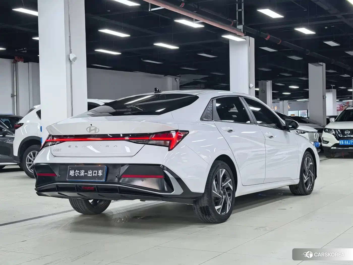 Hyundai Elantra id 4680750 из Китая 21