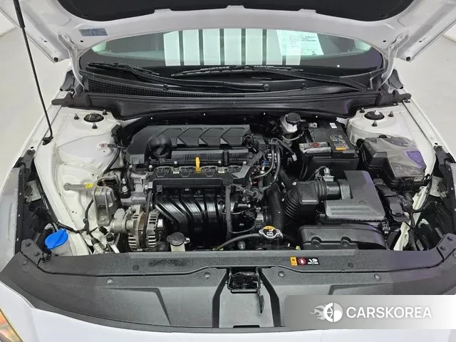 Hyundai Avante (CN7) id 3476636 из Кореи 10