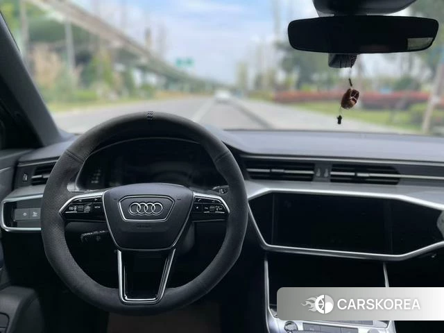 Audi A6L 2022 Черный из Китая, фото 6