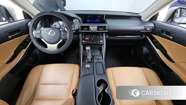 Lexus New IS300 id 3713851 из Кореи 16