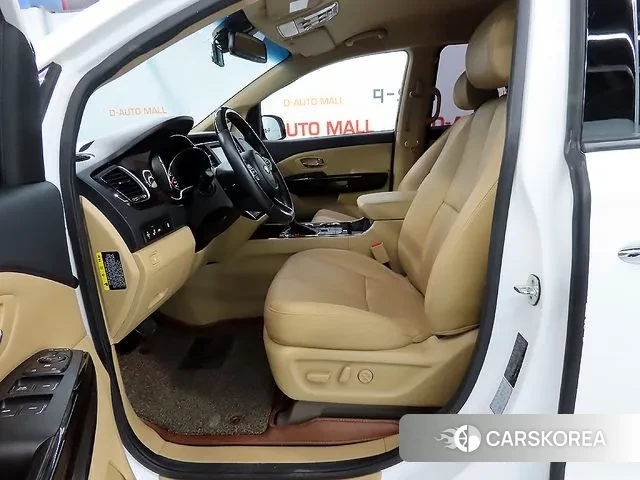 Kia The New Carnival id 2997472 из Кореи 16