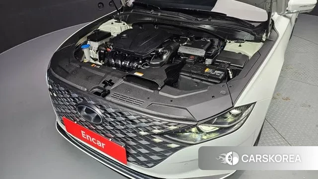 Hyundai The New Grandeur IG id 3402537 из Кореи 16