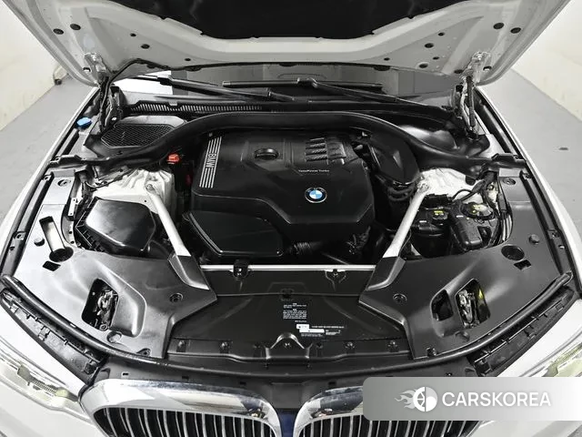 BMW 5 Series (G30) id 3567746 из Кореи 16