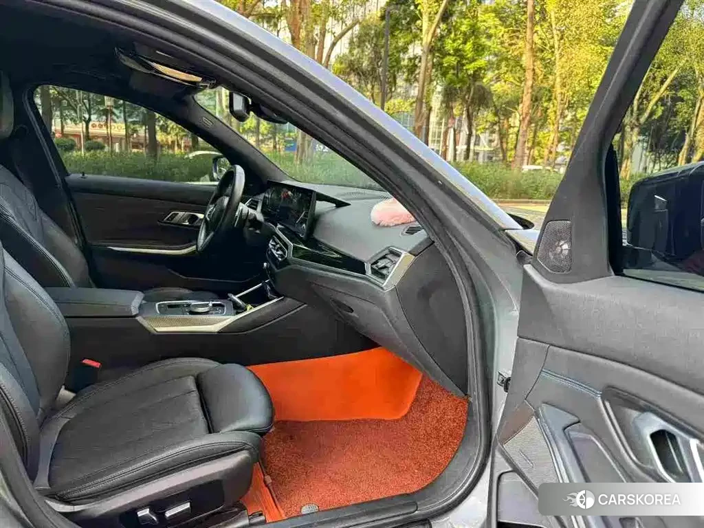BMW 3 series 2023 Silver/gray из Китая, фото 6