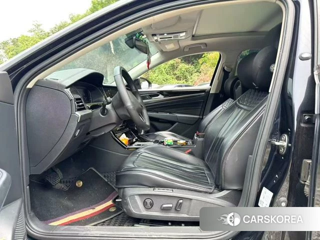 Volkswagen Passat 2023 Черный из Китая, фото 6