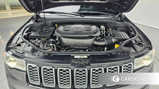 Jeep Grand Cherokee id 4409714 из Кореи 28