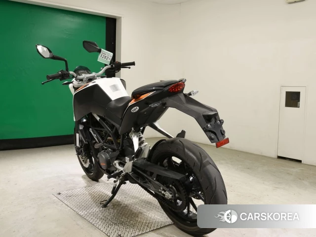 KTM 125 DUKE id 4348036 из Японии 6