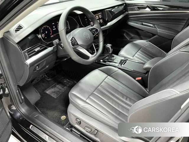 Volkswagen Passat id 4328779 из Китая 16