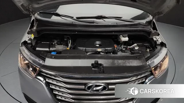 Hyundai The New Grand Starex id 3672892 из Кореи 16