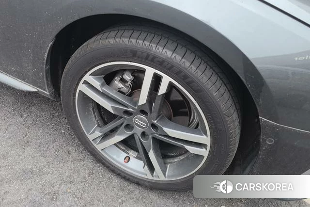 Audi A4L id 4277772 из Китая 13