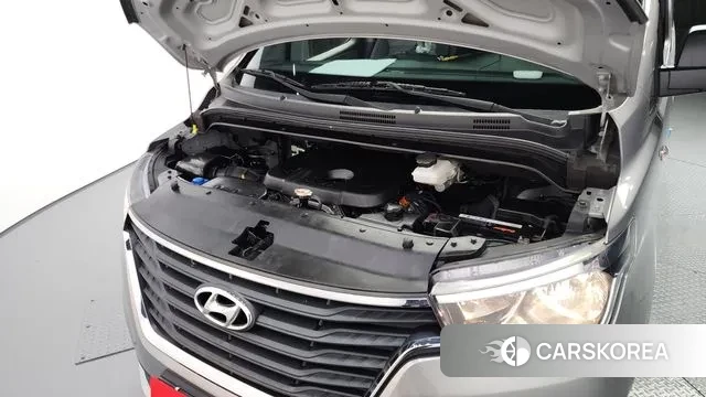 Hyundai The New Grand Starex id 3468916 из Кореи 16