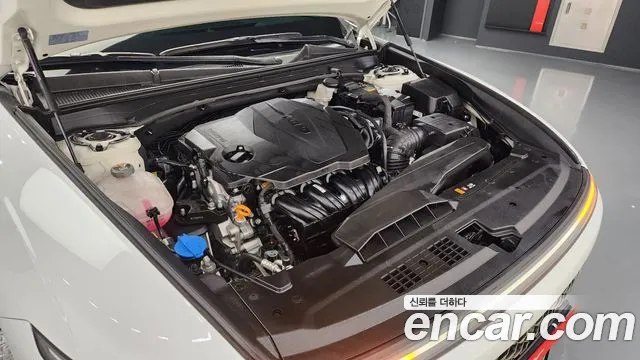 Hyundai Grandeur (GN7) id 2679945 из Кореи 16