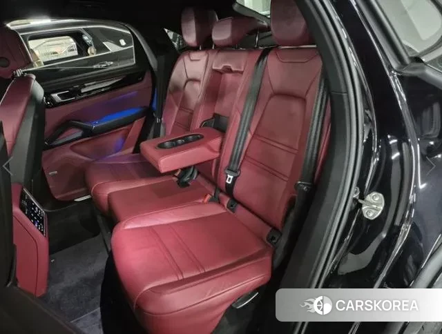 Porsche Cayenne (PO536) id 3443871 из Кореи 10