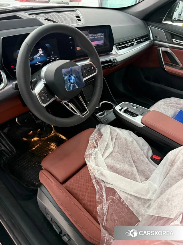 BMW iX1 (U11) 2026 Черный из Кореи, фото 6