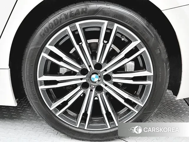 BMW 3 Series (G20) id 3412104 из Кореи 16