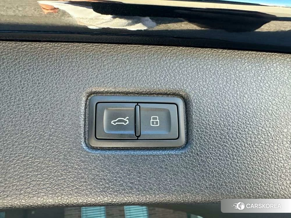 Audi Q7 id 4510561 из Китая 21