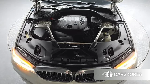 BMW 5 Series (G30) id 3396996 из Кореи 16