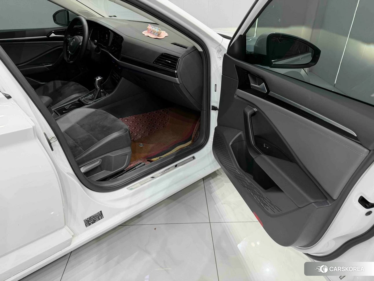 Volkswagen Sagitar id 4504690 из Китая 18