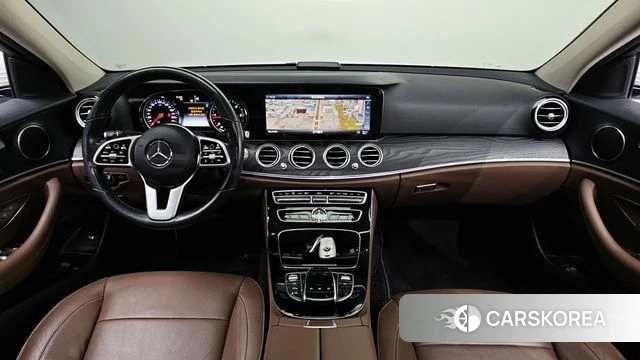 Mercedes-Benz E-Class W213 id 3916909 из Кореи 16