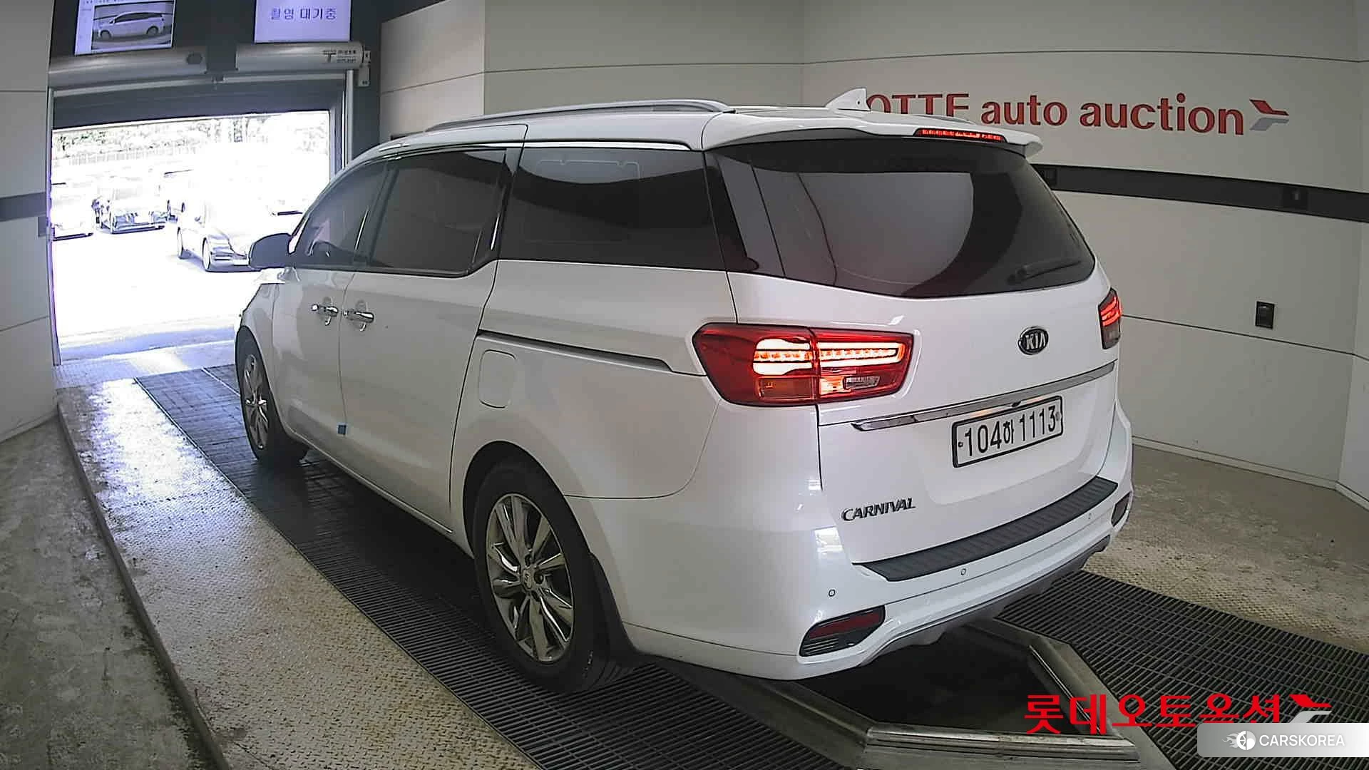 Kia Carnival id 4289585 из Кореи 34