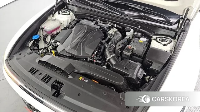 Hyundai Grandeur (GN7) id 2979281 из Кореи 16