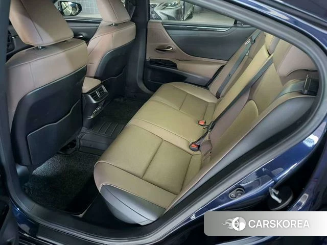 Lexus ES 2021 Синий из Китая, фото 6