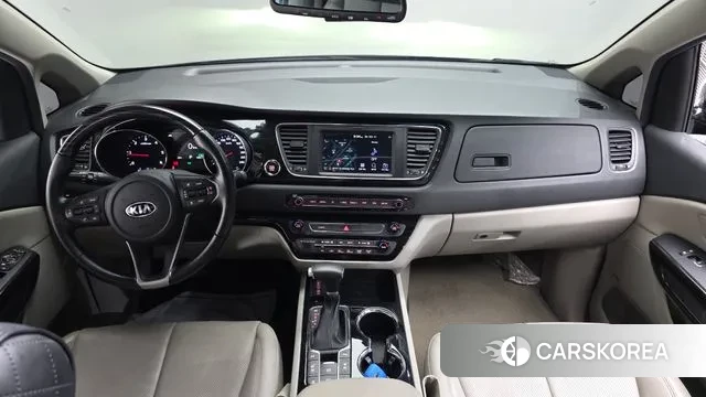 Kia The New Carnival id 3029127 из Кореи 16