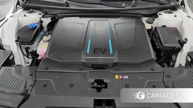 Hyundai Ionic 5 id 4904550 из Кореи 31