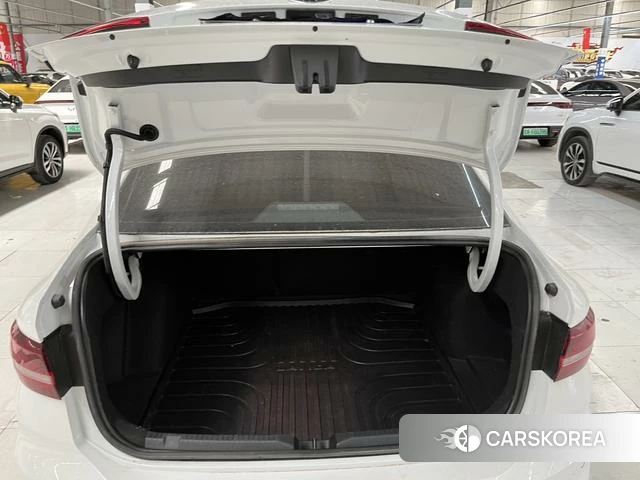 Volkswagen Lavida id 4263832 из Китая 14