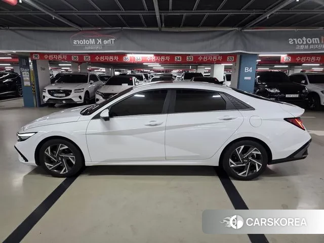 Hyundai The New Avante Hybrid (CN7) 2023 Белый из Кореи, фото 6