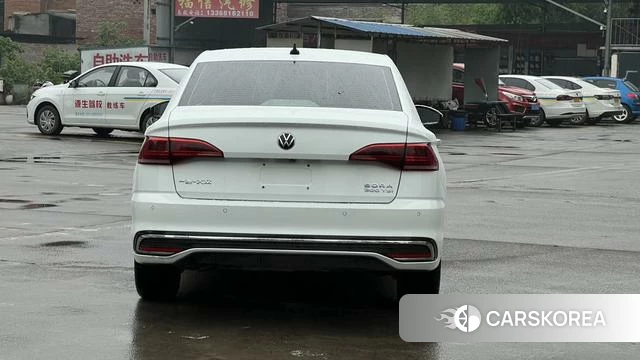 Volkswagen Bora id 4348715 из Китая 15